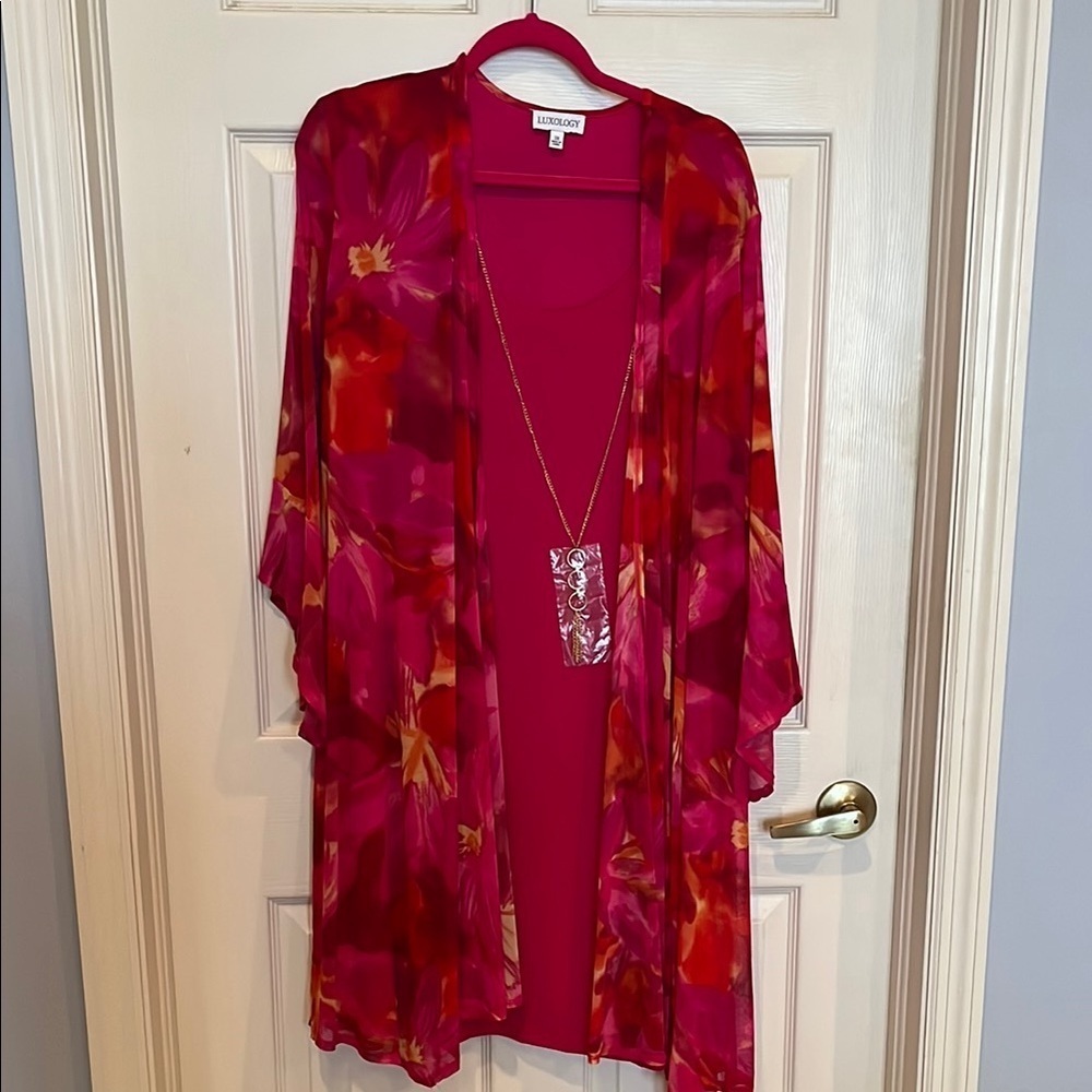 % NWT Luxology 3X Pink and Red Floral Dress w/Necklace